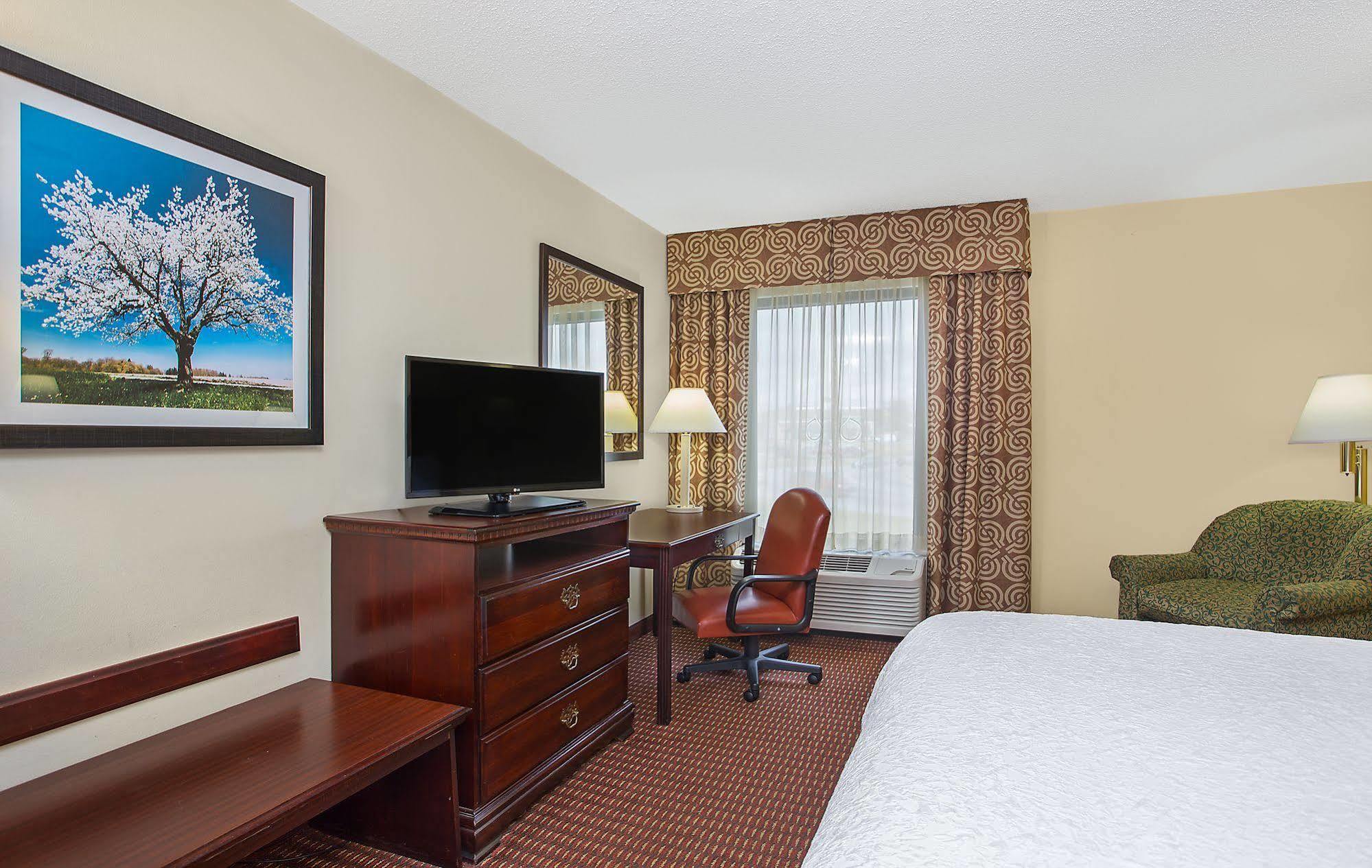 Hampton Inn Conyers Exterior foto